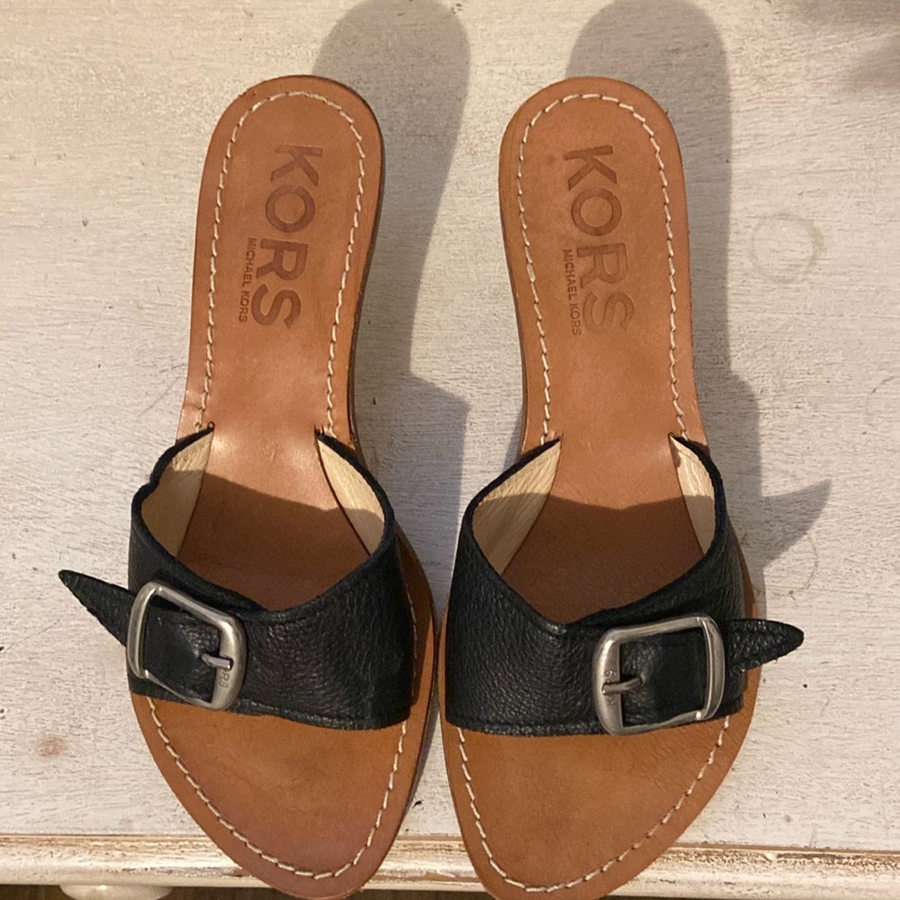 MK Sandal/kitten heel